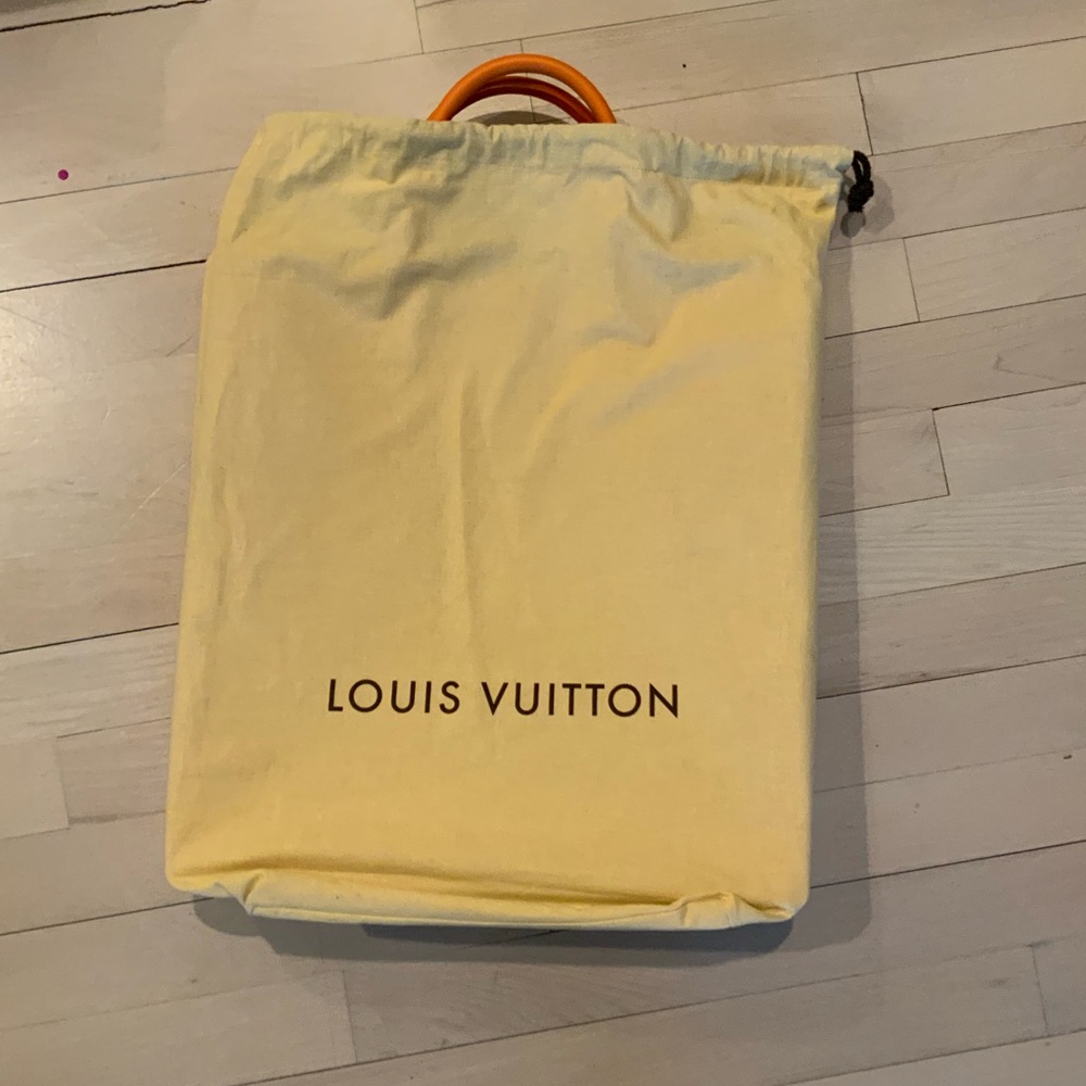 Louis Vuitton Orange Epi Leather Tote - Picture 2 of 4